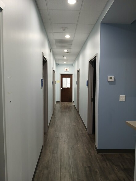 More Photos Of 4130 N Broadway St, Chicago Storefront For Lease