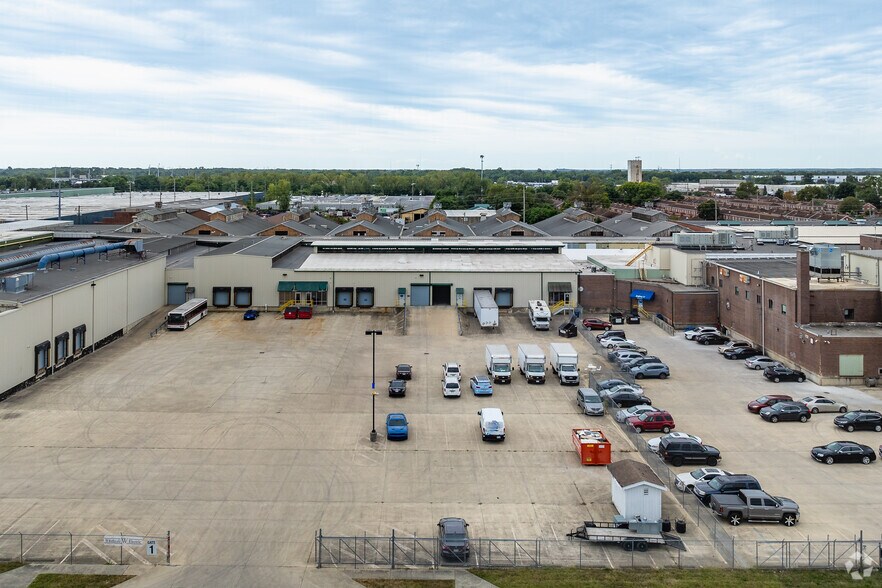 More Photos Of 711 Southwood Ave, Columbus Warehouse For Lease