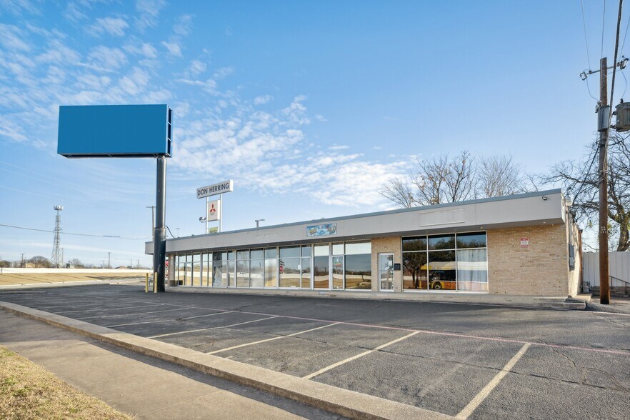 More Photos Of 3606-3622 S Tyler St, Dallas Unknown For Lease