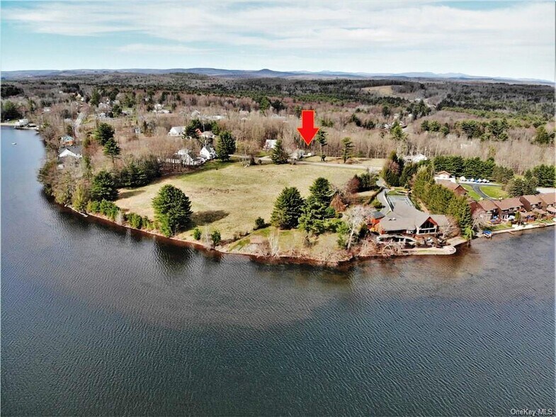 More Photos Of 48 - 50 Horseshoe Lake, Kauneonga Lake Apartments For Sale