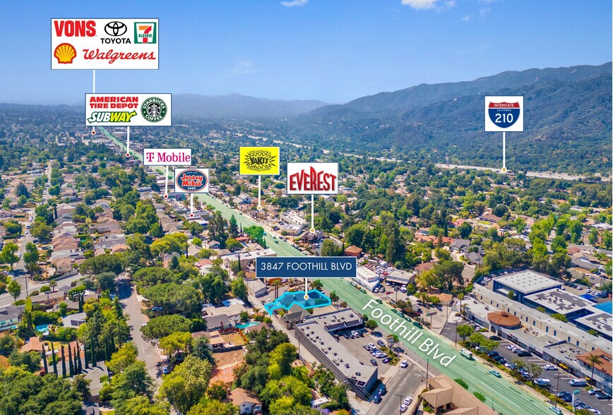 More Photos Of 3847 Foothill Blvd, La Crescenta Freestanding For Lease