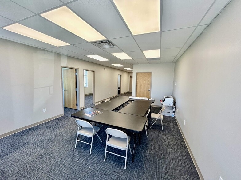 More Photos Of 104 Clarence F Warner Dr, Monroe Office For Lease