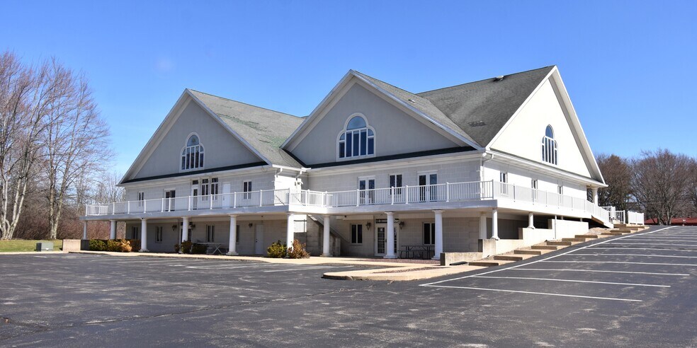 More Photos Of 972 Youngstown Kingsville Rd, Vienna Office For Sale