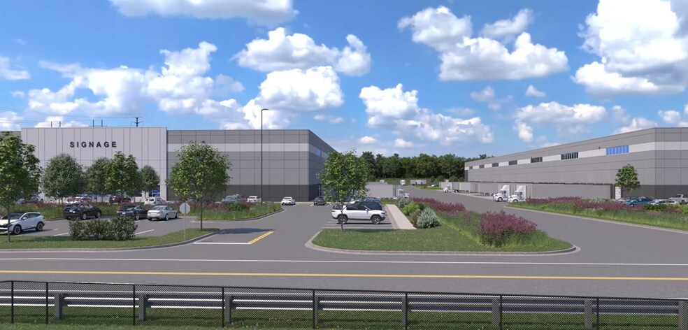 More Photos Of 696 Fort Pond Rd, Lancaster Warehouse For Lease