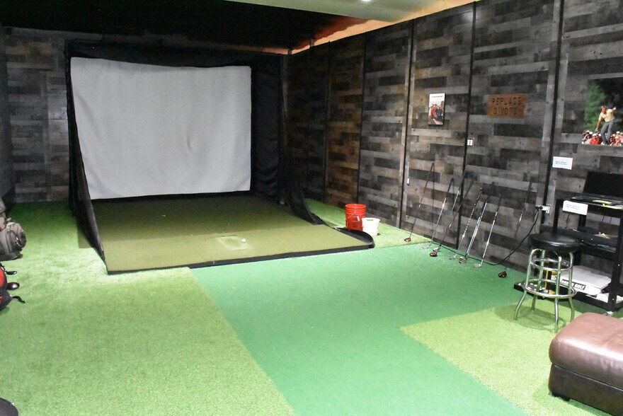 More Photos Of 11712 Hydetown Rd, Titusville Bowling Alley For Sale