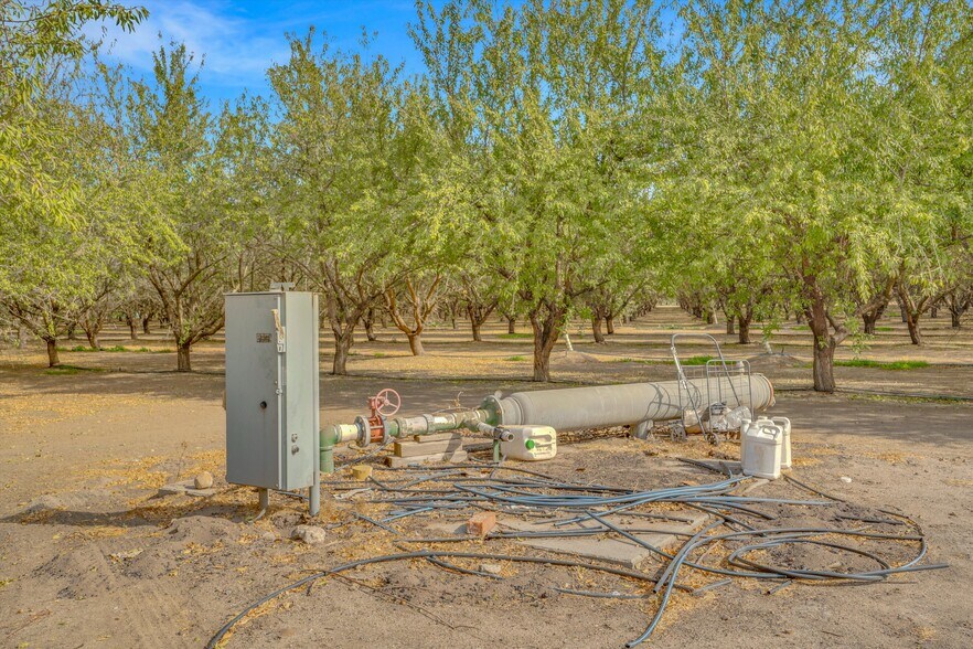 More Photos Of 21549 E River Rd, Escalon Land For Sale