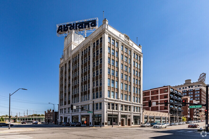 Primary Photo Of 2001 Grand Blvd, Kansas City Office For Lease