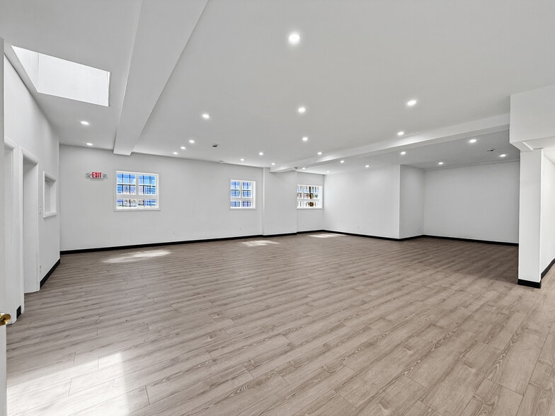 More Photos Of 64 Dewey St, Worcester Office For Sale