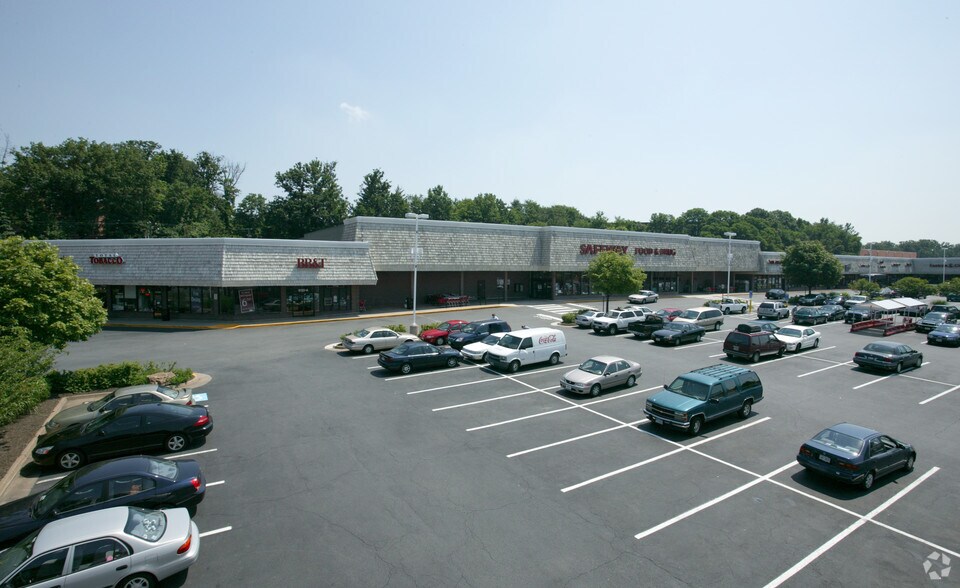 More Photos Of 6108-6124 Arlington Blvd, Falls Church General Retail For Lease