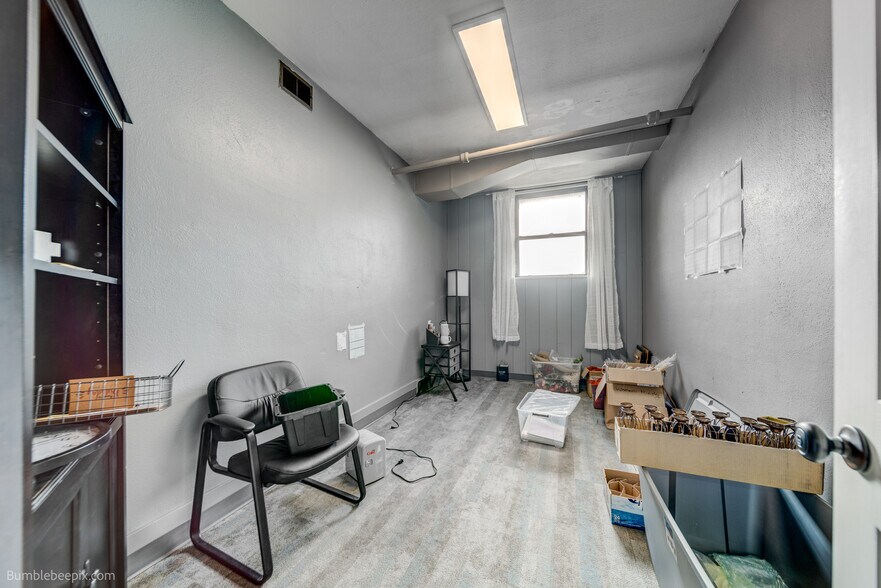 More Photos Of 610 N 4th St, Coeur d'Alene Religious Facility For Lease