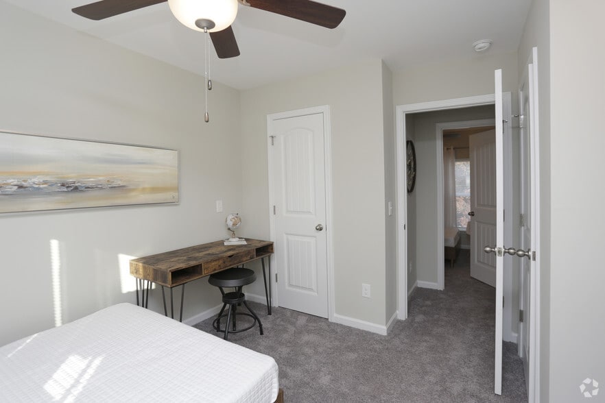 More Photos Of 1980 W Main St, Central Apartments For Sale