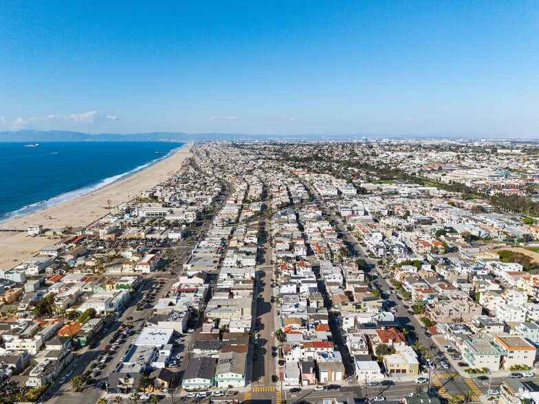 More Photos Of 825 Manhattan Ave, Hermosa Beach Apartments For Sale