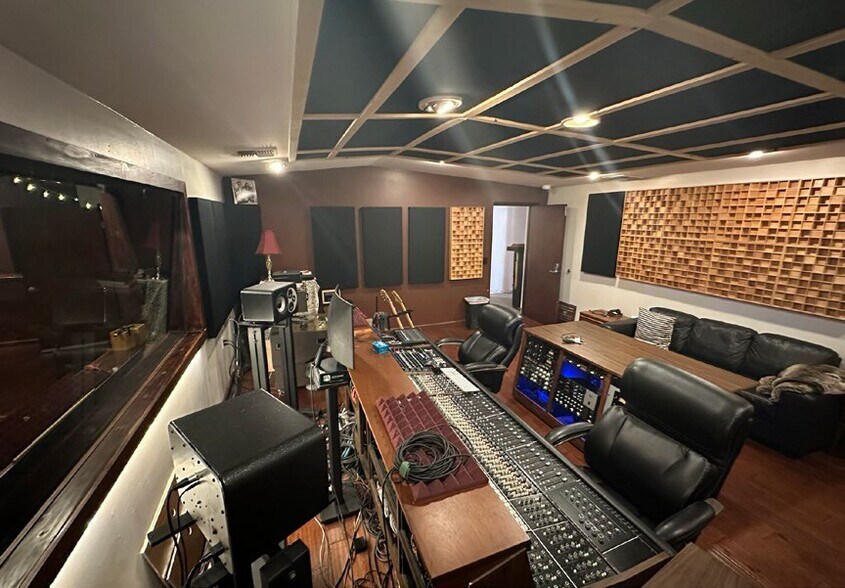 More Photos Of 4727 N 12th St, Phoenix Office For Sale