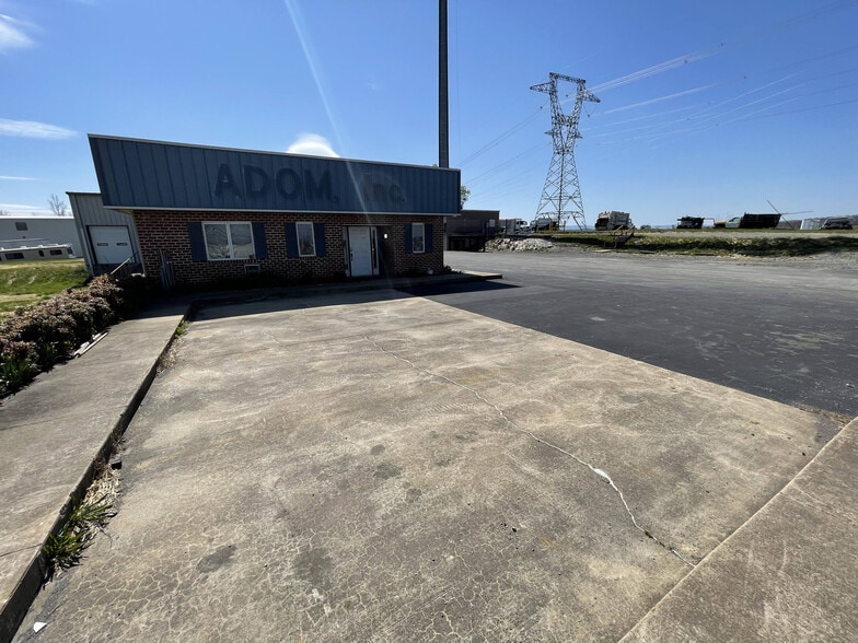 More Photos Of 57 Construction Ln, Fishersville Industrial For Lease