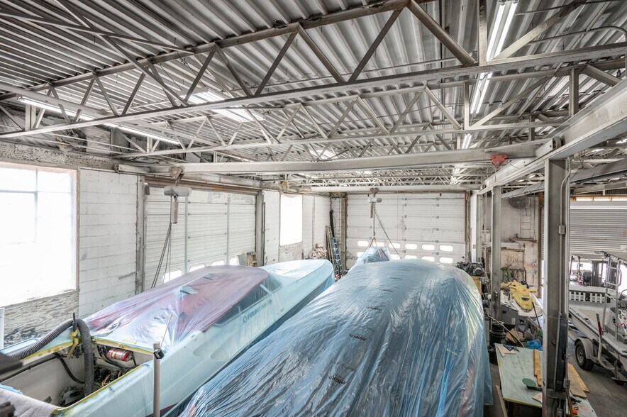 More Photos Of 126 Wilmer Ave, Cincinnati Industrial For Sale