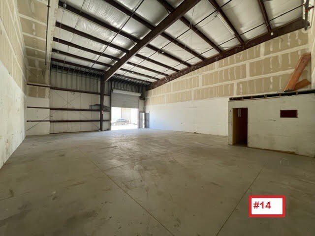 More Photos Of 10881 Santa Fe Ave, Hesperia Warehouse For Lease