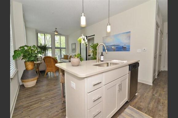 More Photos Of 1421 Shucker Cir, Mount Pleasant Apartments For Lease