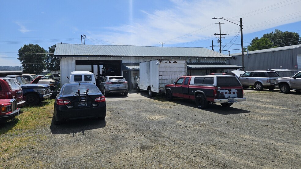 More Photos Of 1351 Alabama St, Longview Warehouse For Sale
