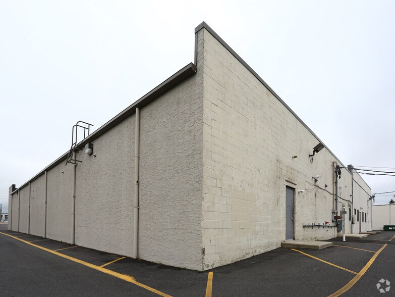 More Photos Of 1613 Route 38, Lumberton Unknown For Lease