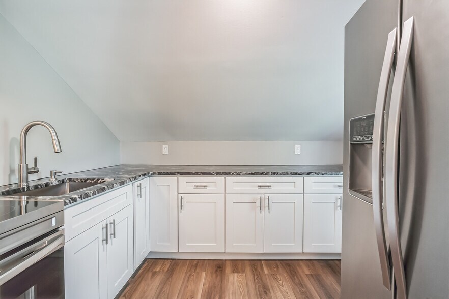 More Photos Of 2952-2954 Dekalb Pike, East Norriton Township Apartments For Sale
