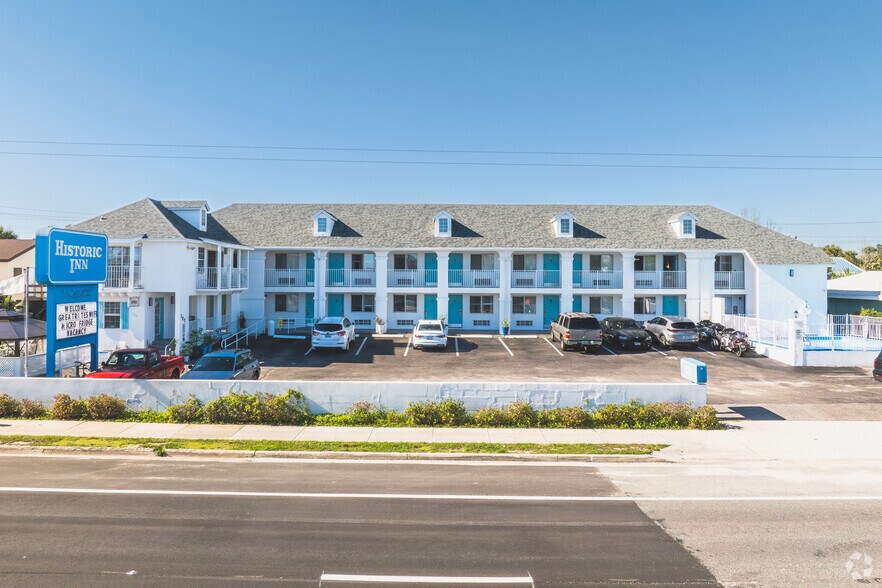 More Photos Of 107 Anastasia Blvd, Saint Augustine Hotel For Sale