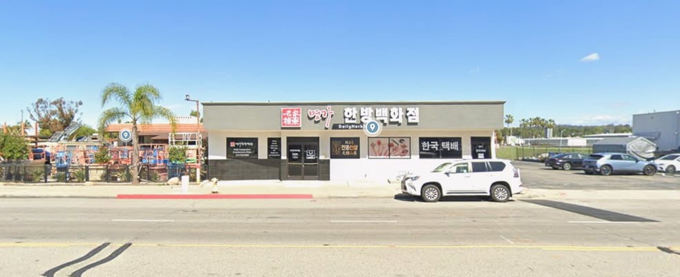 Primary Photo Of 8401 Commonwealth Ave, Buena Park General Retail For Lease