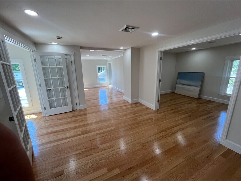 More Photos Of 683 Main St, Norwell Loft Creative Space For Lease