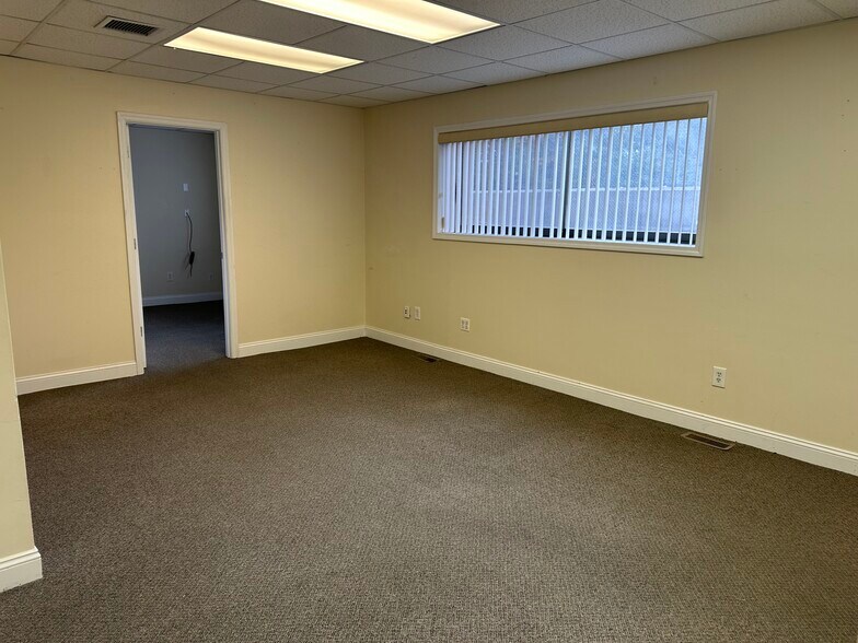 More Photos Of 640 Belle Terre Rd, Port Jefferson Medical For Lease