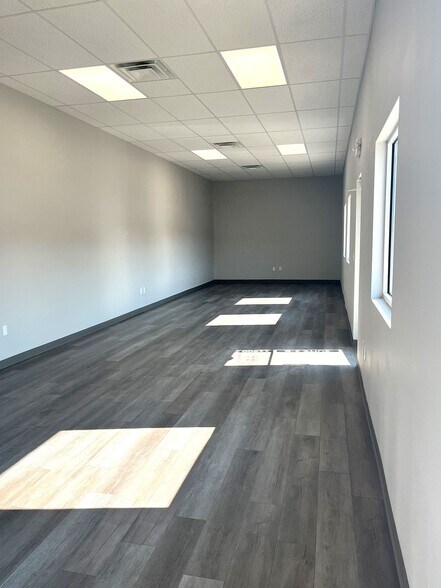 More Photos Of 11900 Sager Rd, Swanton Warehouse For Lease