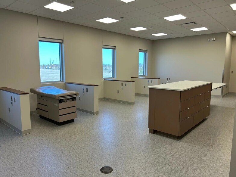 More Photos Of 8516 S Portland Ave, Oklahoma City Medical For Lease