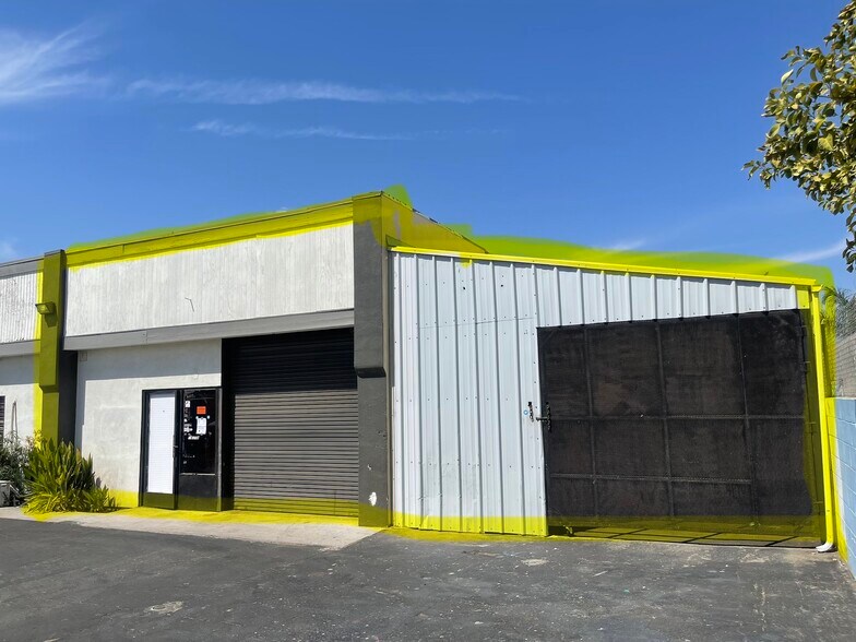 More Photos Of 3800 Niles St, Bakersfield General Retail For Lease