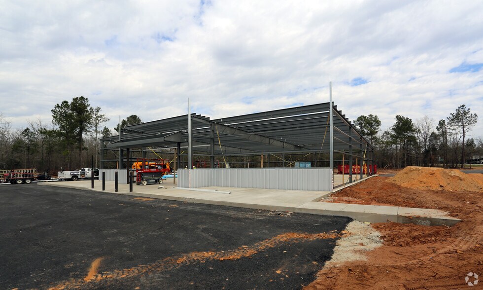 More Photos Of 2822 Edgefield Rd, Trenton Freestanding For Sale