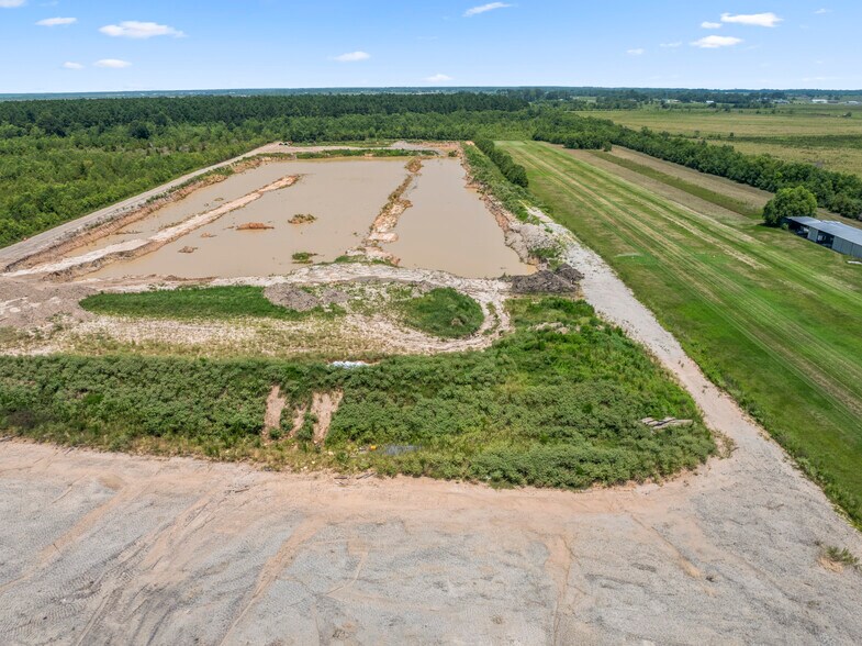More Photos Of 21369 N. Frontage Rd., Iowa Land For Sale