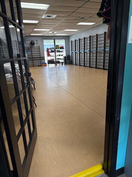 More Photos Of 769 Blanding Blvd, Orange Park Office For Lease