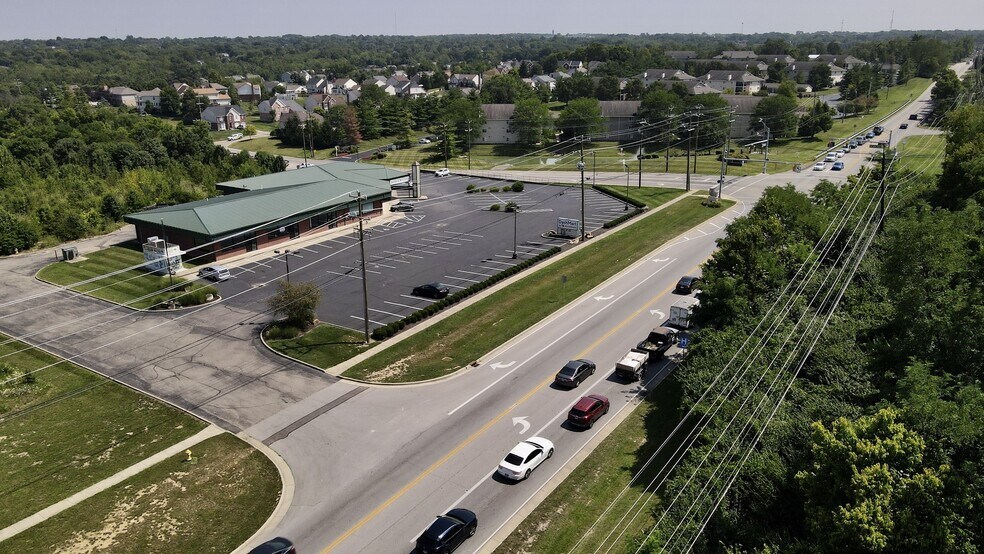 More Photos Of 6368 Pleasant Ave, Fairfield Freestanding For Lease