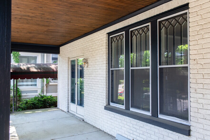 More Photos Of 1103 17th Ave S, Nashville Office For Lease