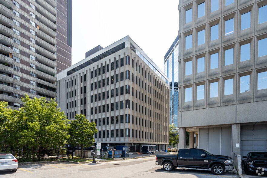 More Photos Of 56 Aberfoyle Cres, Toronto Office For Lease
