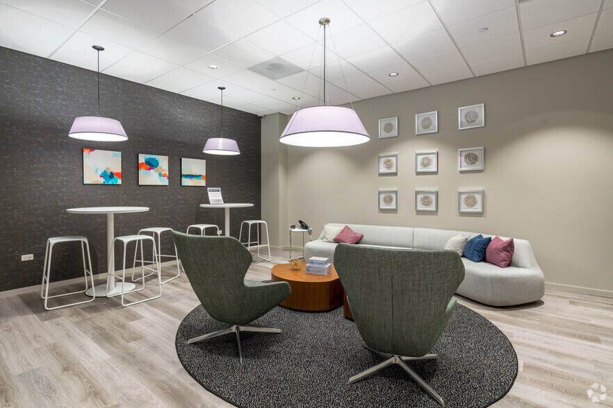 More Photos Of 1950 Innovation Way, Libertyville Office For Lease