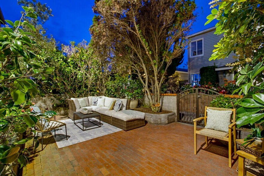 More Photos Of 829 Avalon Ct, San Diego Apartments For Sale