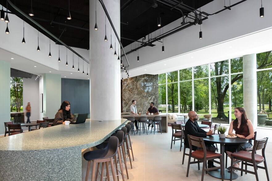 More Photos Of 200 Westlake Park Blvd, Houston Office For Lease