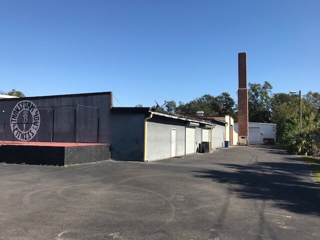 More Photos Of 4214 W Virginia Ave, Tampa Warehouse For Lease