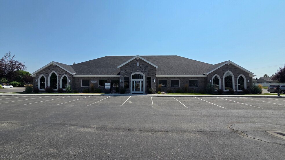 More Photos Of 1570 Elk Creek Dr, Idaho Falls Office For Lease