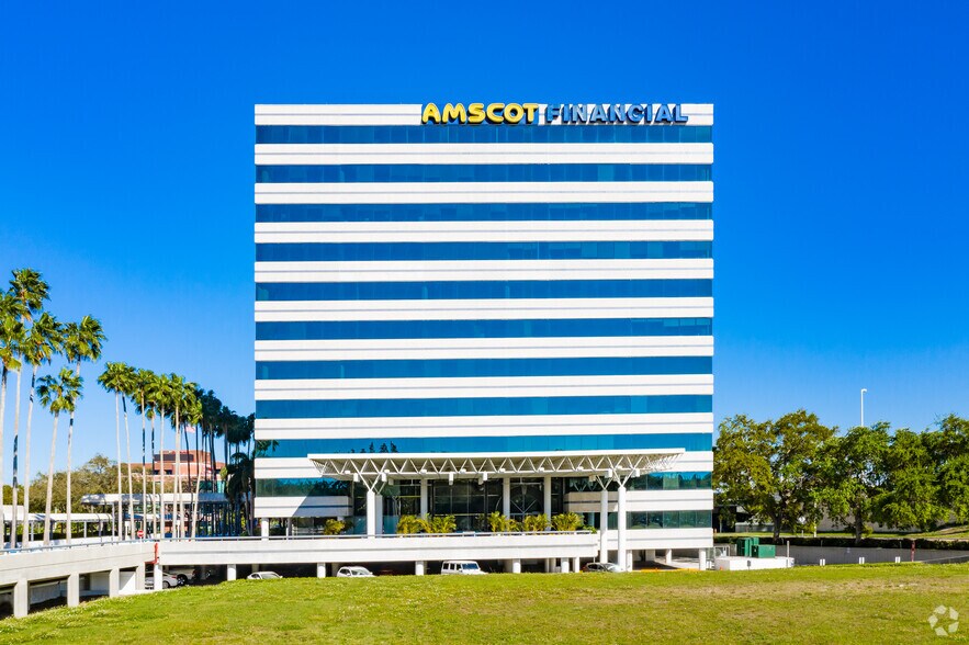 More Photos Of 600 N Westshore Blvd, Tampa Office For Lease