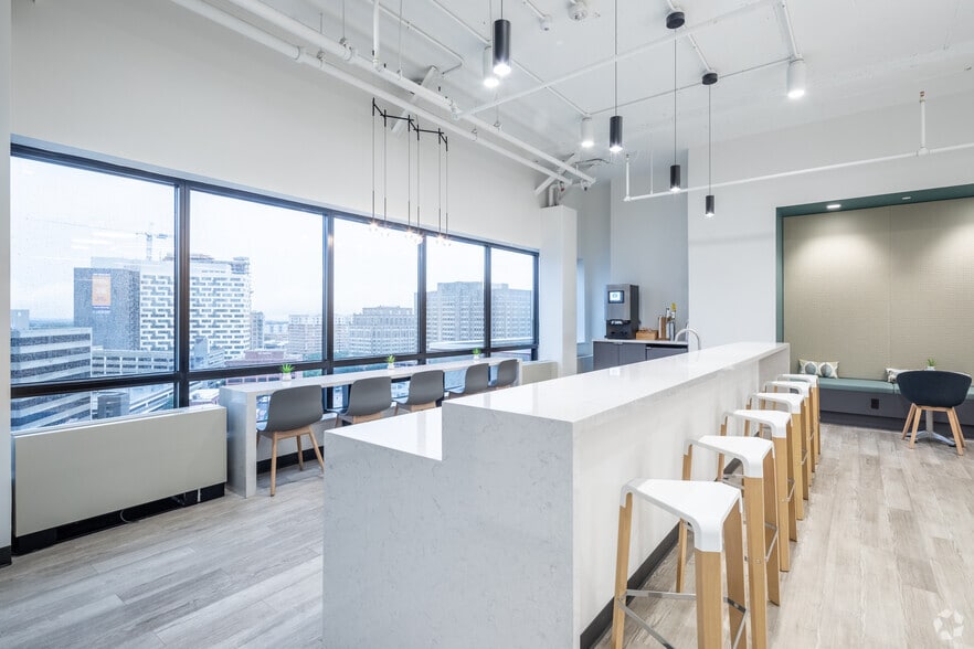 More Photos Of 8455 Colesville Rd, Silver Spring Office For Sale