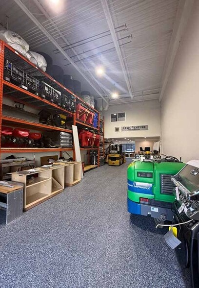 More Photos Of 8988 Fraserton Ct, Burnaby Warehouse For Sale