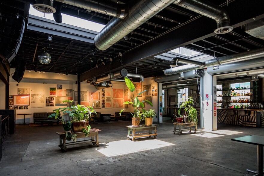 More Photos Of 2905 Beaufait St, Detroit Warehouse For Sale