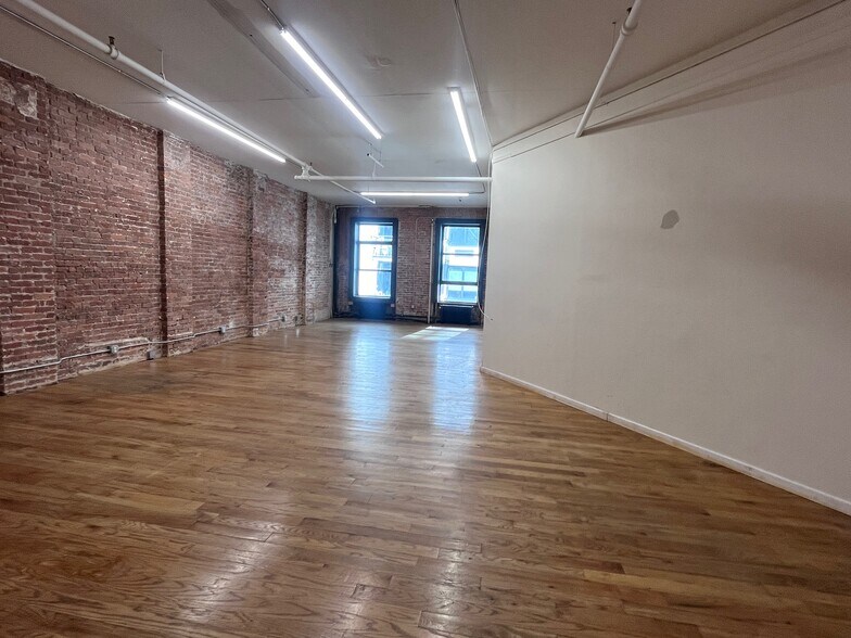More Photos Of 39 W 14th St, New York Office For Lease