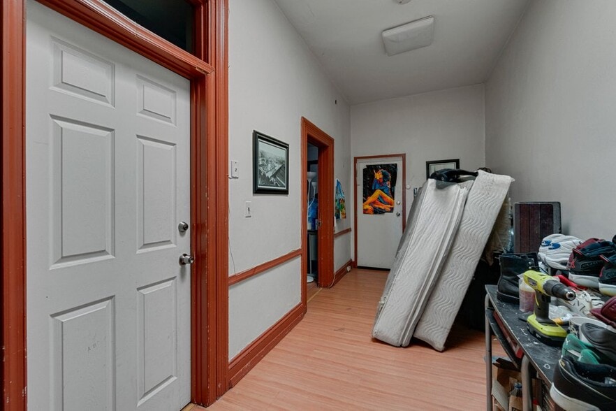 More Photos Of 2112 N Charles St, Baltimore Office For Sale