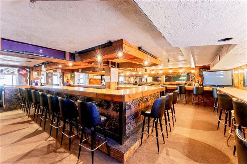More Photos Of 669 E National Pike, Washington Restaurant For Sale