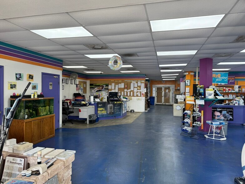 More Photos Of 4290 S Cleveland Ave, Fort Myers Freestanding For Sale